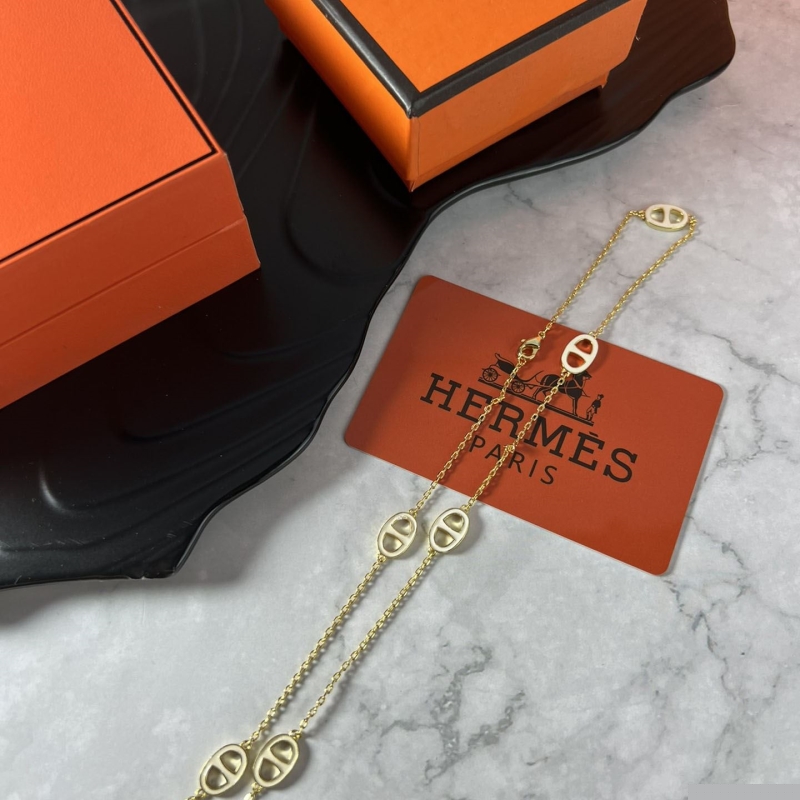 H**mes necklaces